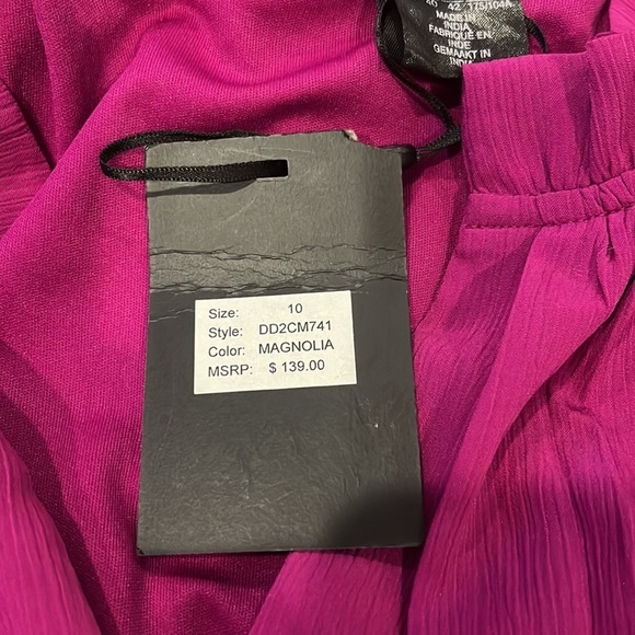 DKNY Magnolia Sleeveless Tiered Dress - Picture 6 of 7